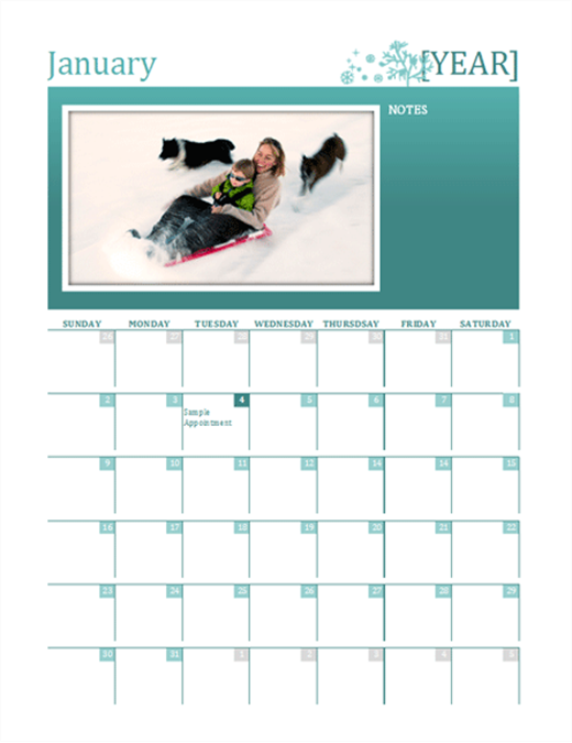 Seasonal family calendar (any year, Sun-Sat)