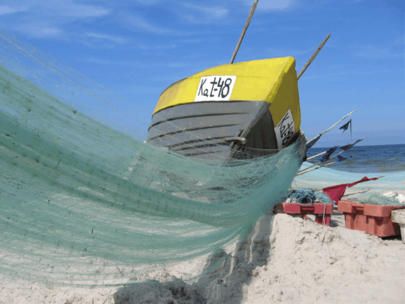Thème mer - Bateau de pêche jaune